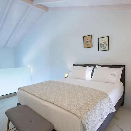 Villa Grappolo Lefkada - Athiri, 5 Min From Wonderful Ai Giannis & Lefkada Town Apolpaina