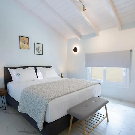 Villa Grappolo Lefkada - Athiri, 5 Min From Wonderful Ai Giannis & Lefkada Town