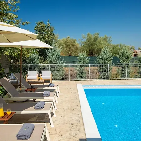 Grappolo Lefkada - Athiri, 5 Min From Wonderful Ai Giannis & Lefkada Town Vila *