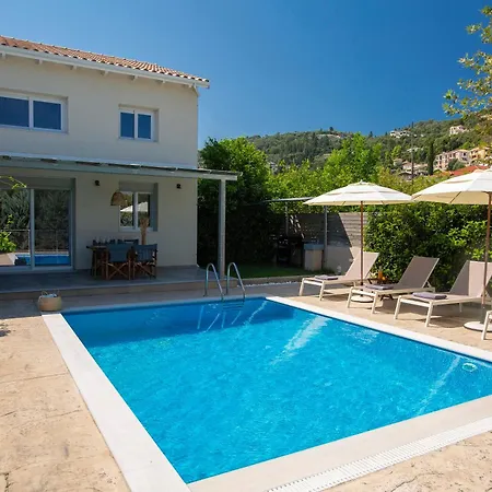 Villa Grappolo Lefkada - Athiri, 5 Min From Wonderful Ai Giannis & Lefkada Town *
